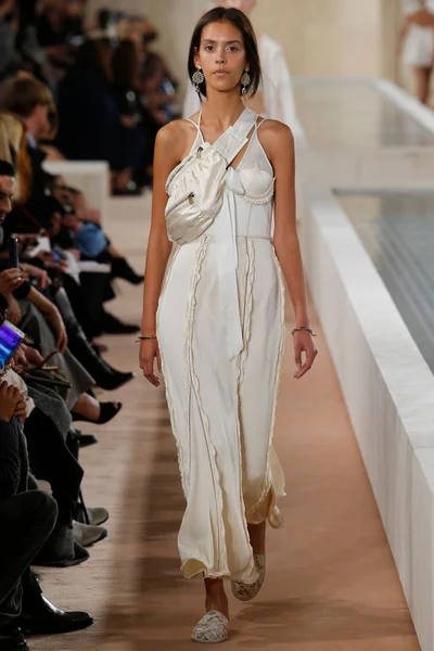 Look 6